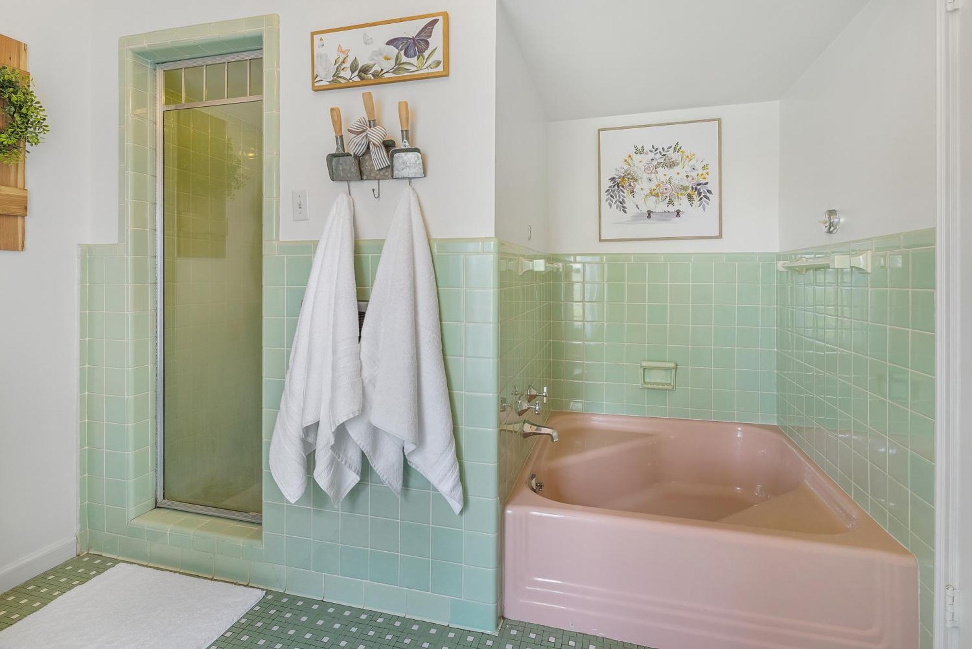 Beland Mansion-Blooming Garden Suite! Fort Smith Exteriör bild